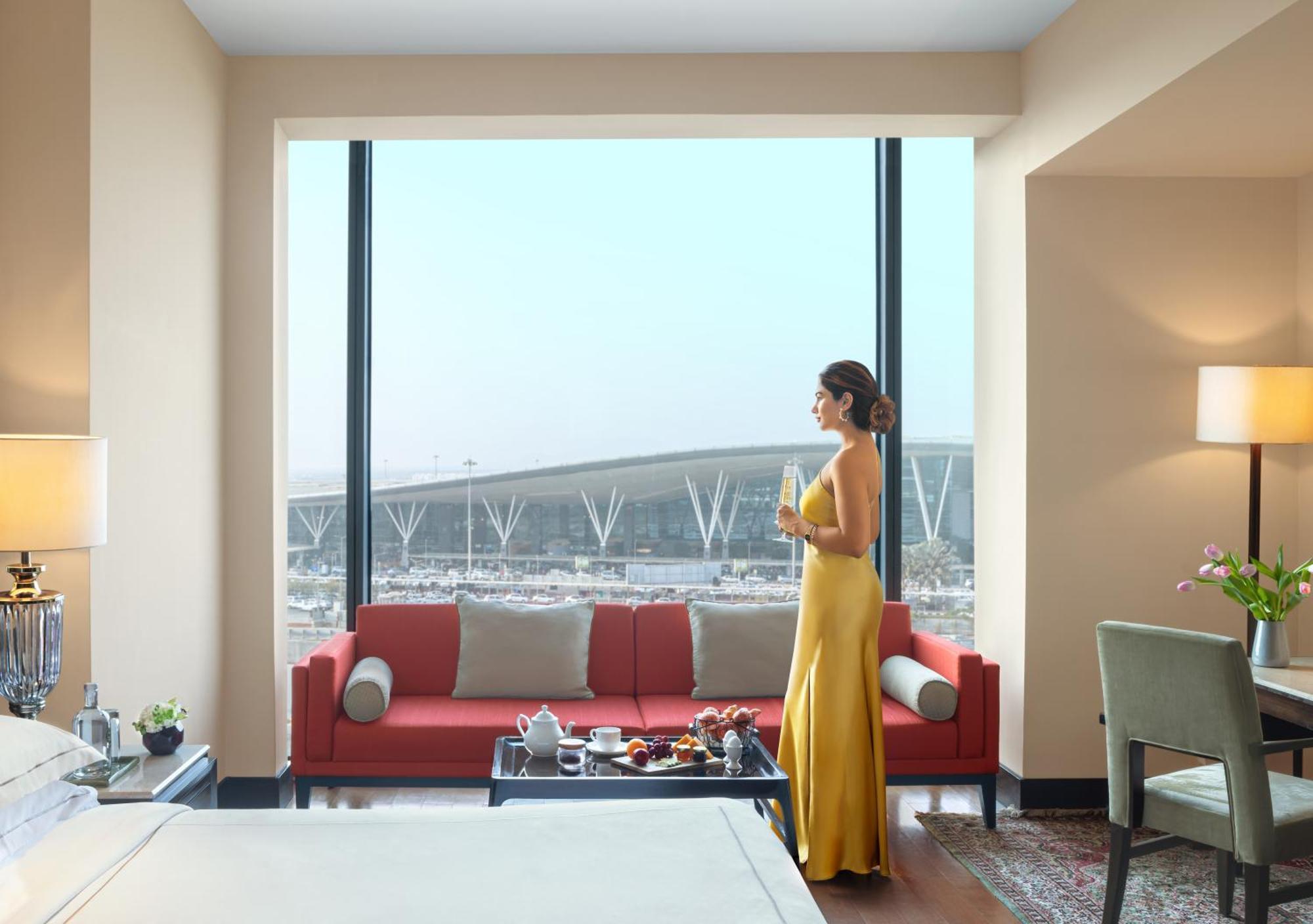 타지 방갈로르 Devanahalli 외부 사진 A guest suite at the hotel