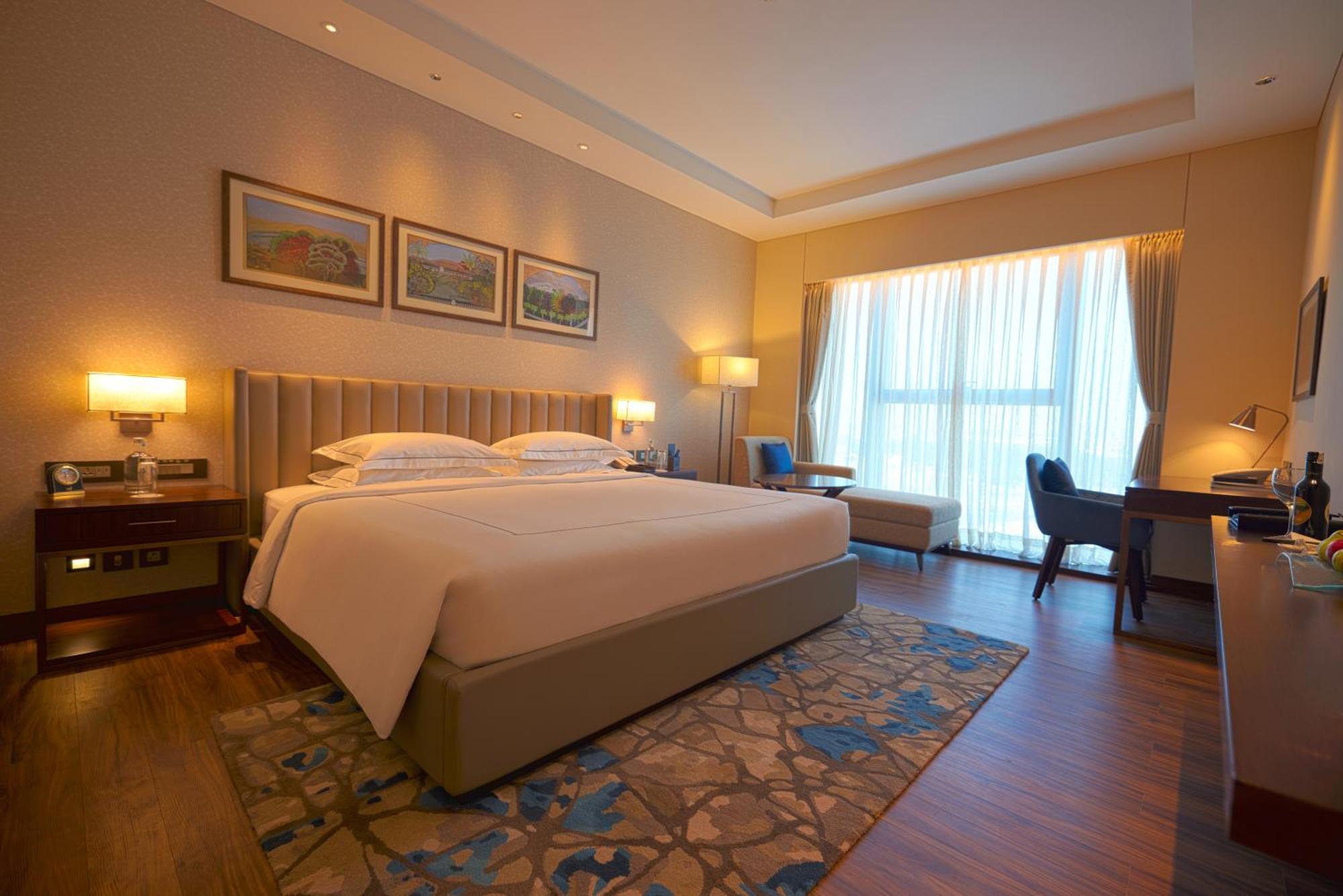 타지 방갈로르 Devanahalli 외부 사진 Deluxe Room